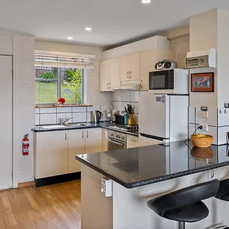 The Charming Soho - Modern Pad With Scenic Views Villa Hobart Exterior photo